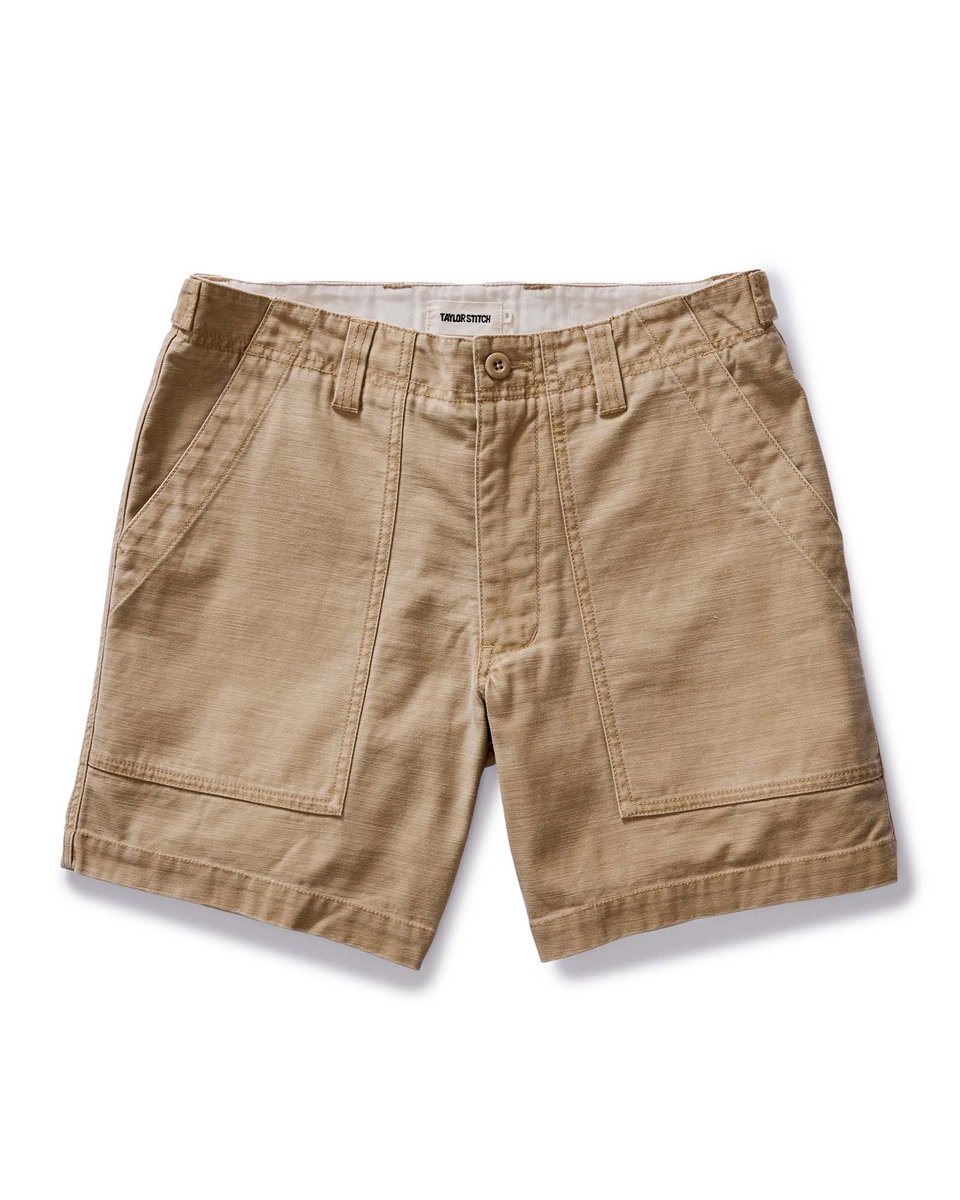 The Surplus Short in Khaki Reverse Sateen – Taylor Stitch